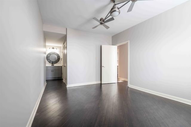 109 N Main St Apt 806, Memphis, TN 38103