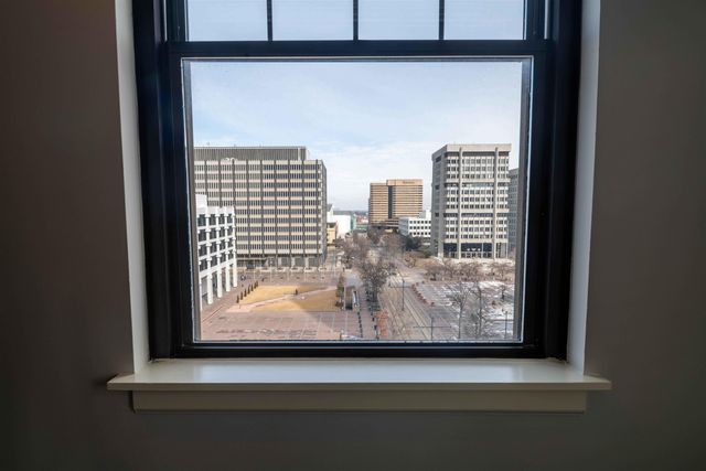 109 N Main St Apt 806, Memphis, TN 38103