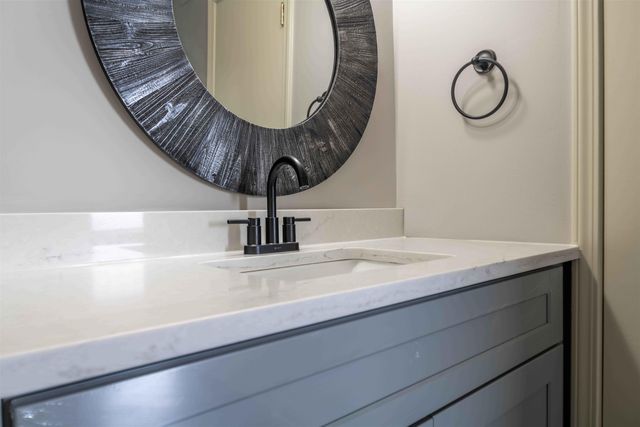 109 N Main St Apt 806, Memphis, TN 38103