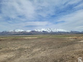 1052 E OLD LINCOLN HWY, Dugway, UT 84022