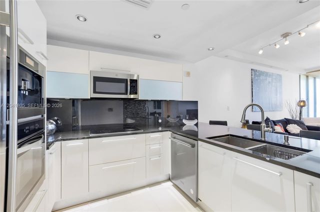 17121 Collins Ave 1406, Sunny Isles Beach, FL 33160