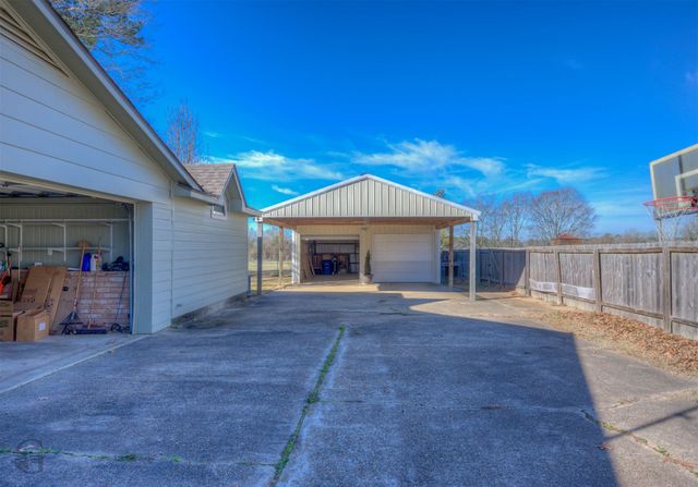 574 Stonewall Preston Road, Stonewall, LA 71078