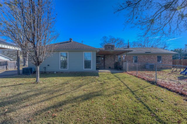 574 Stonewall Preston Road, Stonewall, LA 71078