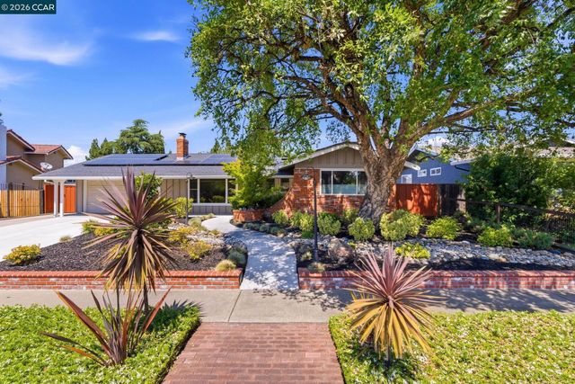 5181 Greenmeadow Dr, Concord, CA 94521