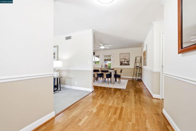5181 Greenmeadow Dr, Concord, CA 94521