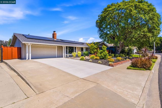 5181 Greenmeadow Dr, Concord, CA 94521