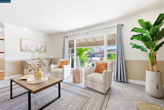 5181 Greenmeadow Dr, Concord, CA 94521