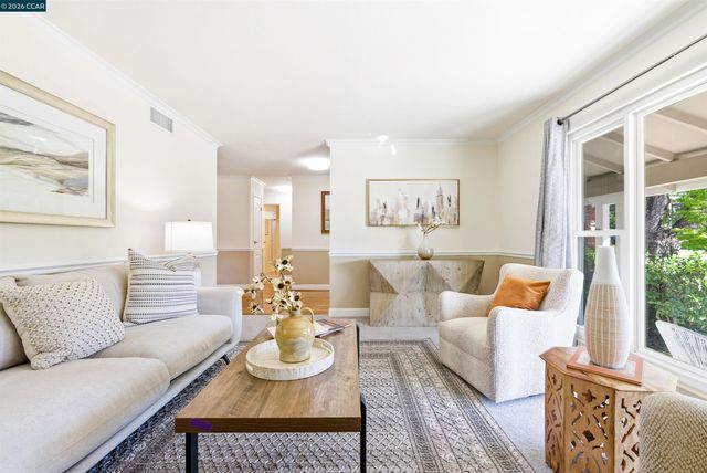 5181 Greenmeadow Dr, Concord, CA 94521