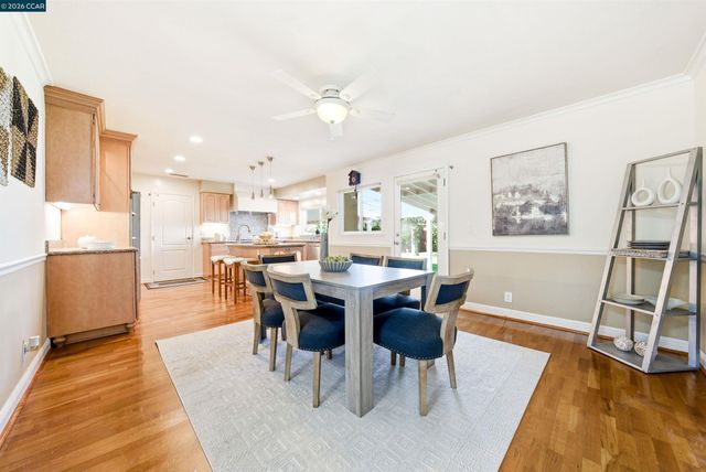 5181 Greenmeadow Dr, Concord, CA 94521