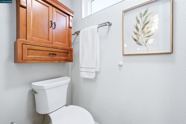 5181 Greenmeadow Dr, Concord, CA 94521