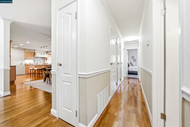 5181 Greenmeadow Dr, Concord, CA 94521