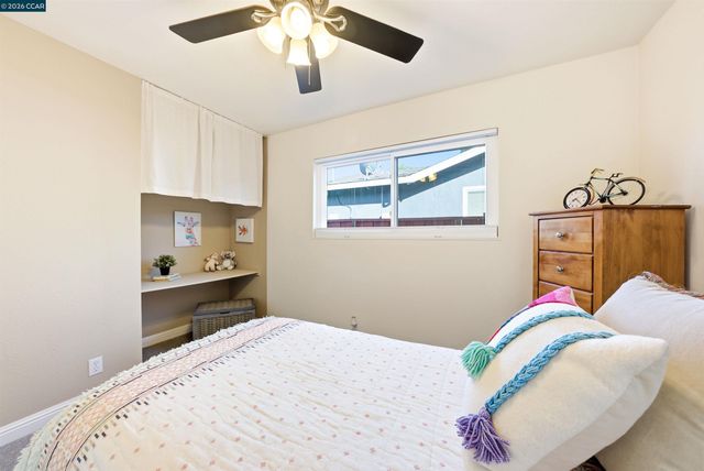 5181 Greenmeadow Dr, Concord, CA 94521