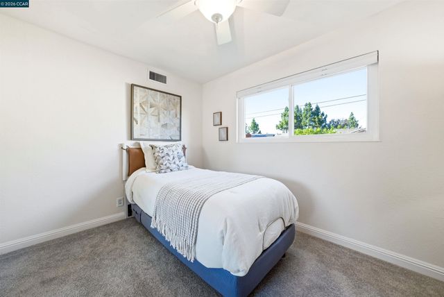 5181 Greenmeadow Dr, Concord, CA 94521