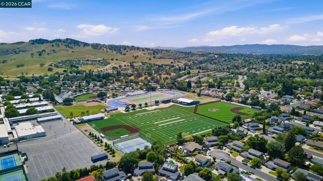 5181 Greenmeadow Dr, Concord, CA 94521