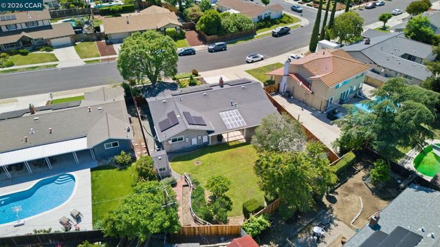 5181 Greenmeadow Dr, Concord, CA 94521
