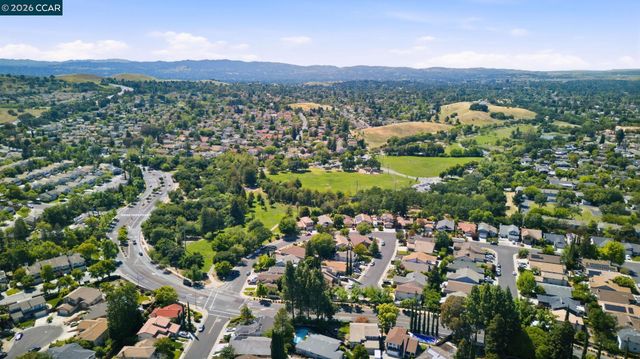 5181 Greenmeadow Dr, Concord, CA 94521