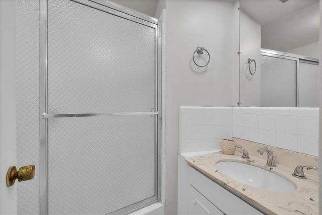 38207 Paradise Way, Cathedral City, CA 92234