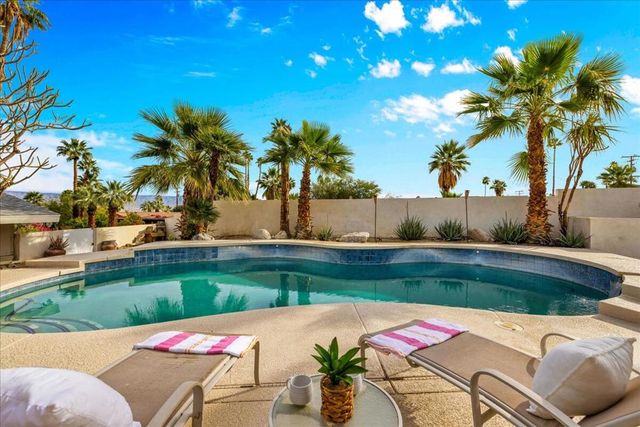 38207 Paradise Way, Cathedral City, CA 92234