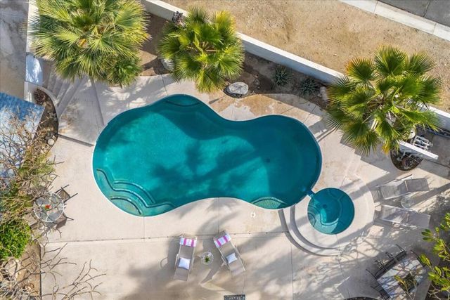 38207 Paradise Way, Cathedral City, CA 92234