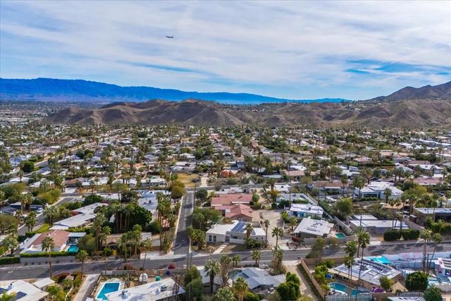 38207 Paradise Way, Cathedral City, CA 92234