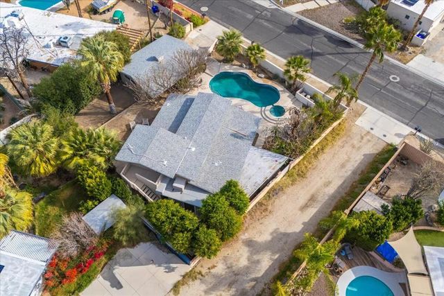 38207 Paradise Way, Cathedral City, CA 92234