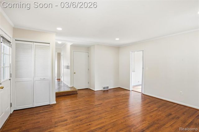 2052 Byrd Street, Dearborn, MI 48124