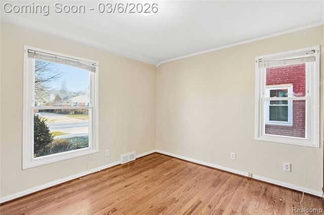 2052 Byrd Street, Dearborn, MI 48124