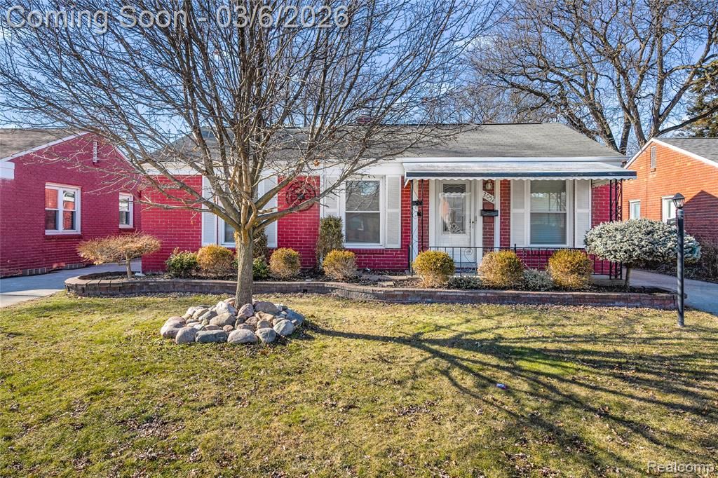 2052 Byrd Street, Dearborn, MI 48124