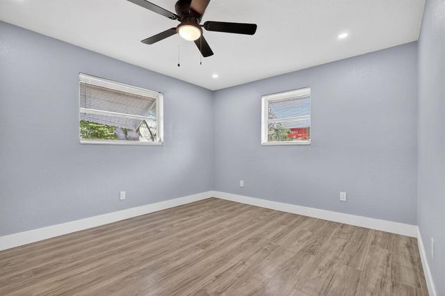 3830 SW 30th Street, Hollywood, FL 33023