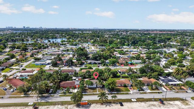 3830 SW 30th Street, Hollywood, FL 33023