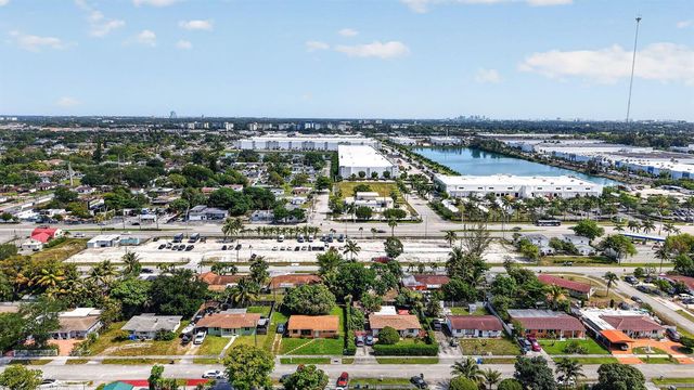 3830 SW 30th Street, Hollywood, FL 33023