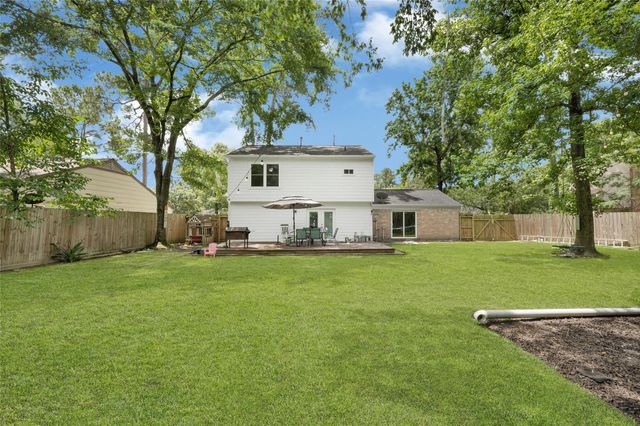 2031 Aspen Glade Drive, Houston, TX 77339