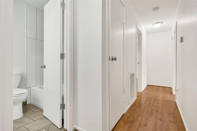 2031 Aspen Glade Drive, Houston, TX 77339