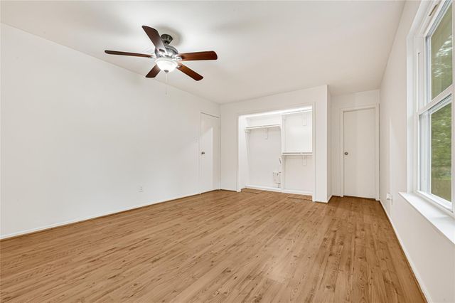 2031 Aspen Glade Drive, Houston, TX 77339