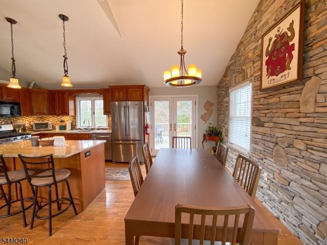 28 Woodside Dr, West Milford Twp., NJ 07480