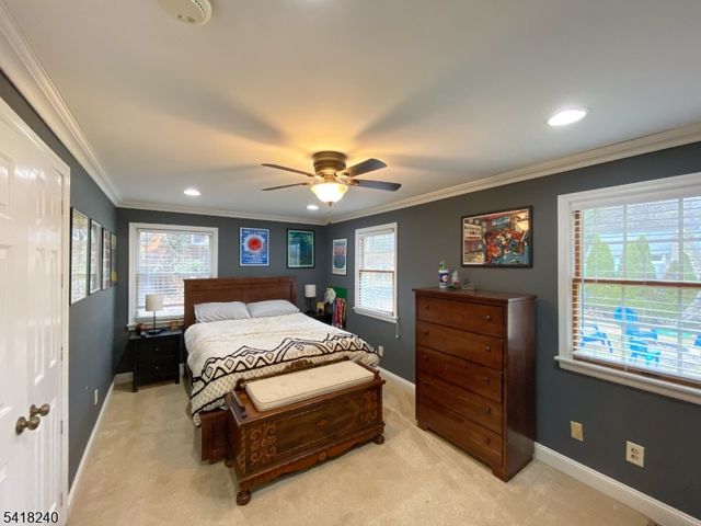 28 Woodside Dr, West Milford Twp., NJ 07480