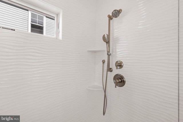 61 BUDD DRIVE, Manahawkin, NJ 08050