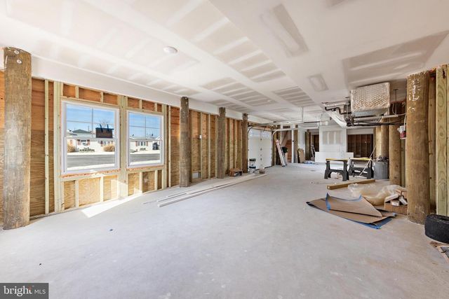 61 BUDD DRIVE, Manahawkin, NJ 08050