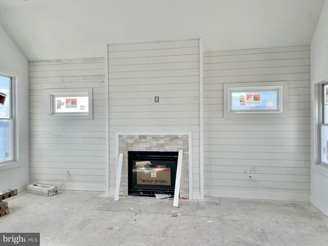 61 BUDD DRIVE, Manahawkin, NJ 08050