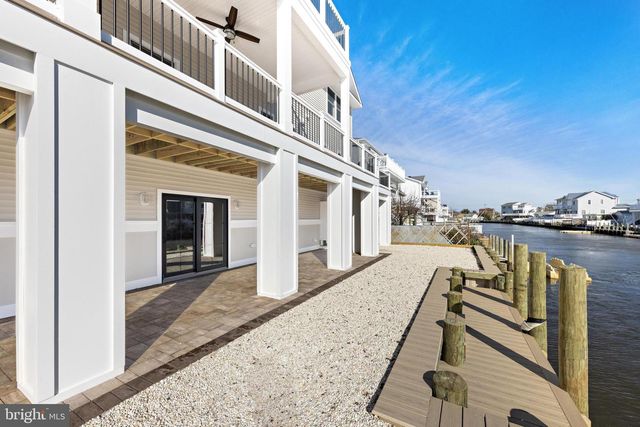 61 BUDD DRIVE, Manahawkin, NJ 08050