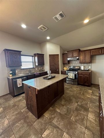 605 Carolyn Ridge Road, Norman, OK 73071