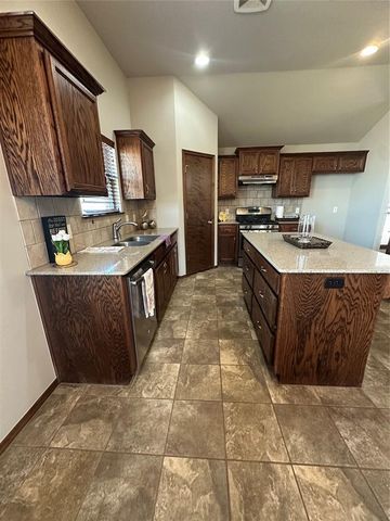 605 Carolyn Ridge Road, Norman, OK 73071