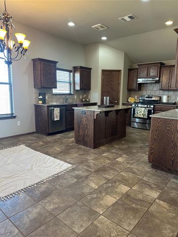 605 Carolyn Ridge Road, Norman, OK 73071