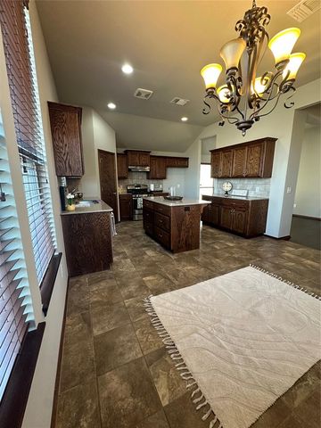 605 Carolyn Ridge Road, Norman, OK 73071