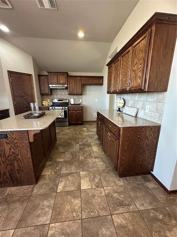 605 Carolyn Ridge Road, Norman, OK 73071