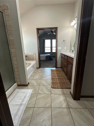 605 Carolyn Ridge Road, Norman, OK 73071