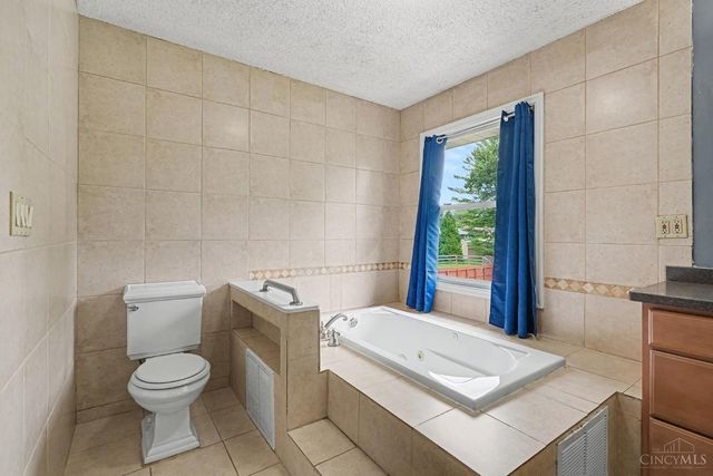 3648 Saratoga Drive, Fairfield Twp, OH 45011