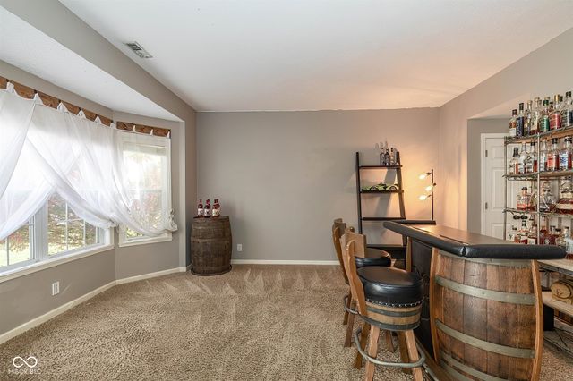 17031 Flinchum Way E, Noblesville, IN 46062