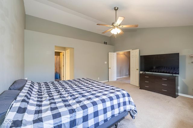 17031 Flinchum Way E, Noblesville, IN 46062