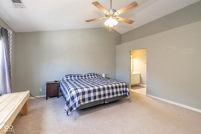 17031 Flinchum Way E, Noblesville, IN 46062